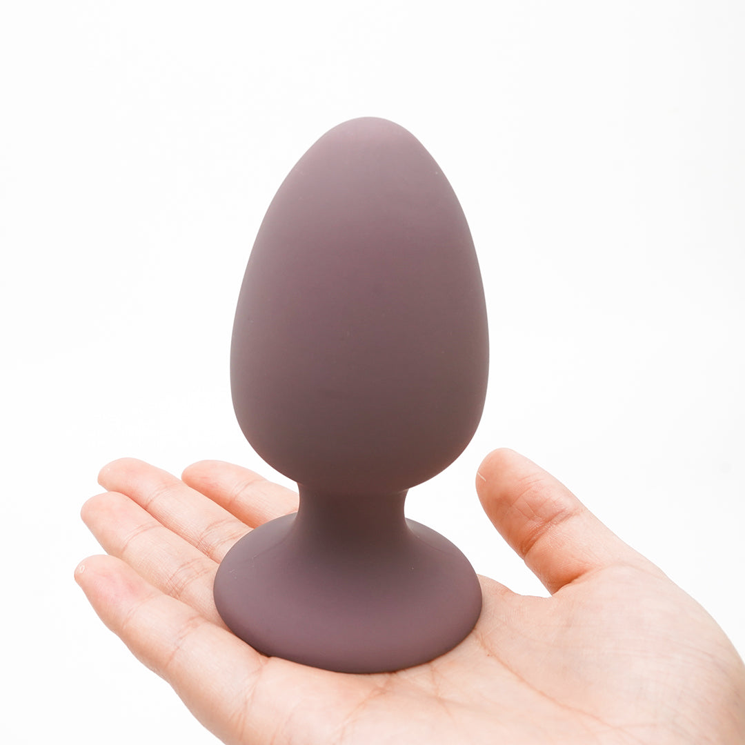 Whispering Vale Anal Plug in hand